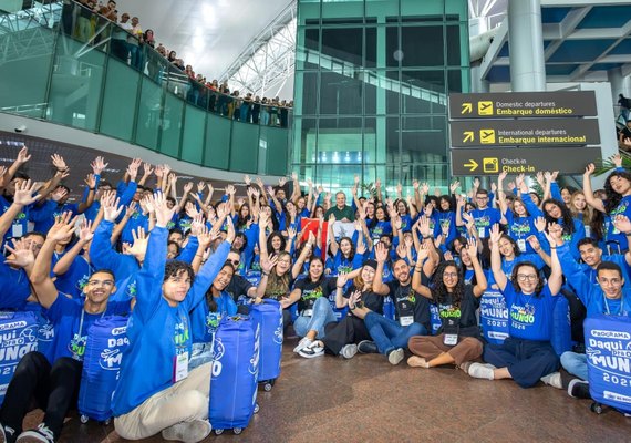 Estudantes alagoanos embarcam para intercâmbio na Inglaterra