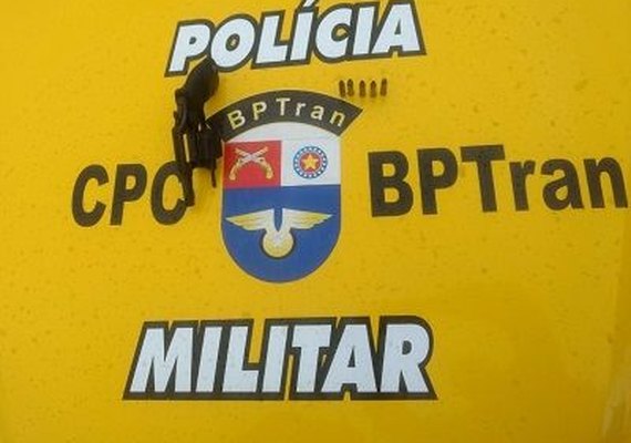 BPTran prende foragido da Justiça com arma de fogo no Benedito Bentes