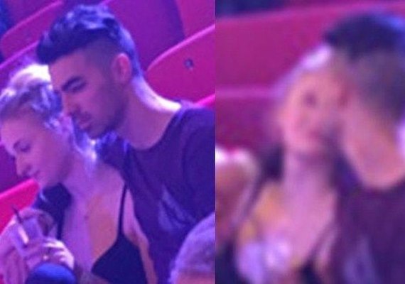 Joe Jonas e Sophie Turner, de 'Game of Thrones', são vistos em clima de romance