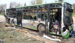 Terroristas de atentado que matou crianças estavam vestidos de humanitários