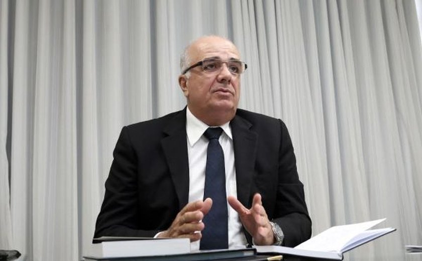 Secretário do Gabinete Civil avalia atuação do governo de Alagoas