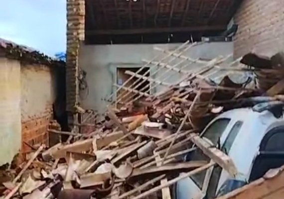 Casa desaba em Craíbas e assusta os moradores