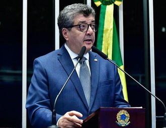 Artigo destaca atuação do senador Fernando Farias no Senado Federal