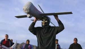 Possível drone dos EUA mata islâmicos na fronteira entre Paquistão e Afeganistão
