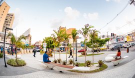 Praça Montepio volta a ser ponto de convivência no Centro de Maceió