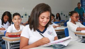 Pais e responsáveis têm até amanhã para confirmar a pré-matrícula