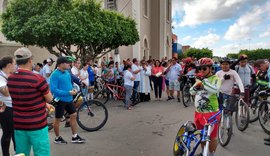 Grupo de casais católicos realiza 4° pedal na cidade de Junqueiro