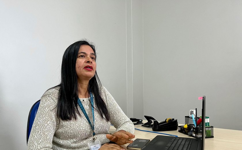 Casal ensina passo a passo de como trocar titularidade da conta de água