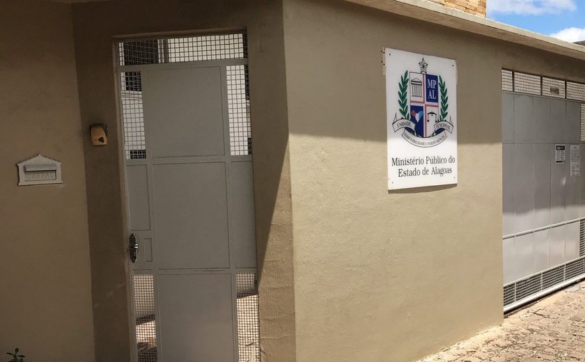 MPAL ajuíza ação para obrigar três municípios do Sertão a realizarem concurso público na educação