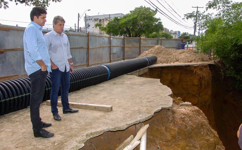 Rui Palmeira cobra em Brasília recursos para minimizar danos das chuvas