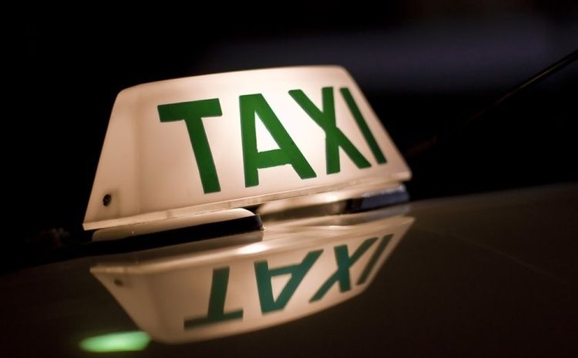 Senado prorroga isenção do IPI para cooperativas de táxi