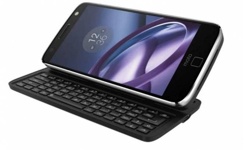 Motorola anuncia módulo que adiciona teclado físico ao Moto Z