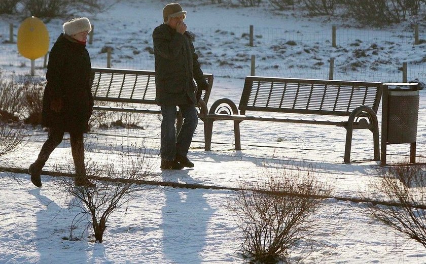 Frio mata mais de 20 pessoas na Europa no final de semana