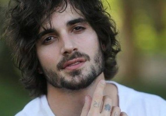 Fiuk fala sobre decepções amorosas: 'Sempre tive azar no amor'