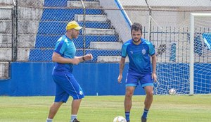 Mozart terá que mexer bastante no CSA para duelo com o América-MG