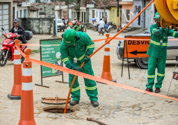 Verde Alagoas remove 140 toneladas de resíduos da rede de esgoto em municípios alagoanos