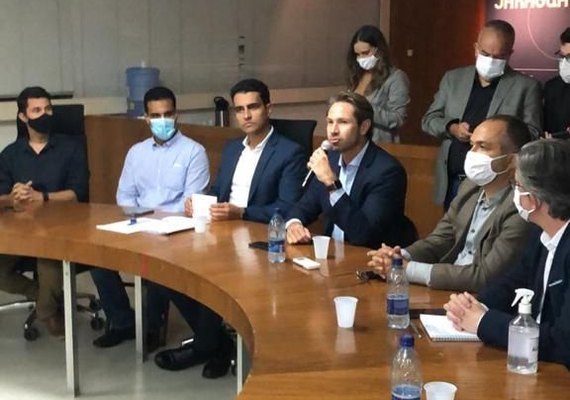 Pedro Vilela se reúne com JHC e a Abrasel