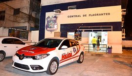 Polícia Civil prende mulher suspeita de espancar companheiro em Maceió