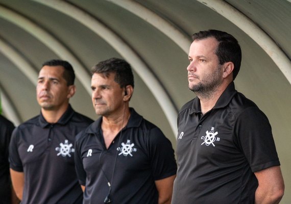 Técnico do CRB exalta força da equipe em casa