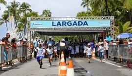 Maratoninha da Educação leva centenas de estudantes à Orla de Maceió