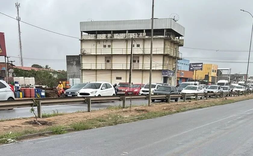 Óleo na pista provoca série de acidentes com motociclistas em rodovias de Alagoas