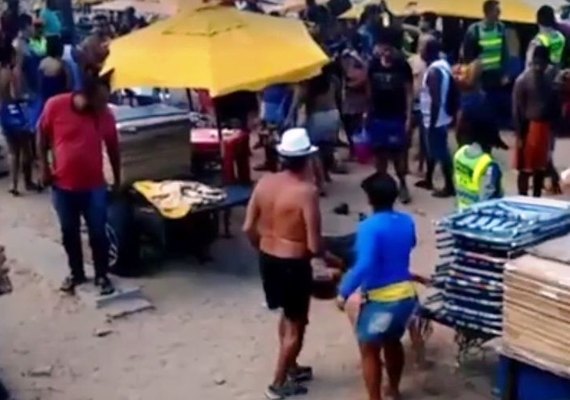 Na praia de Ponta Verde, dois são assassinados a tiros na tarde de domingo
