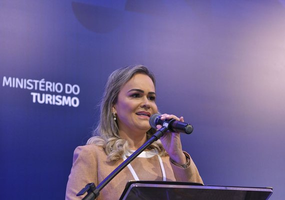Presidente Lula mantém ministra do Turismo Daniela Carneiro é mantida no cargo