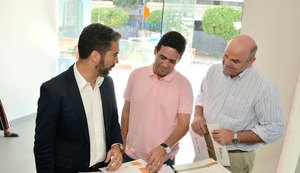 Secretário da Sedetur visita canteiro de obras do novo hotel de Maceió