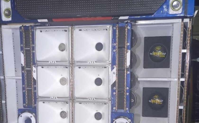 Paredão de som é apreendido em operação da PM