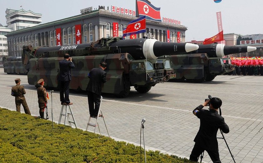 Coreia do Norte lança míssil, mas teste falha, diz Seul