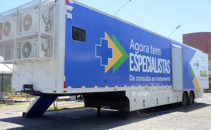 Sesau lança Carreta da Saúde no município de Santana do Ipanema