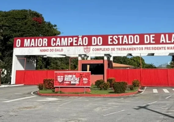 CRB destaca novo status de maior campeão de Alagoas em fachada do CT Ninho do Galo