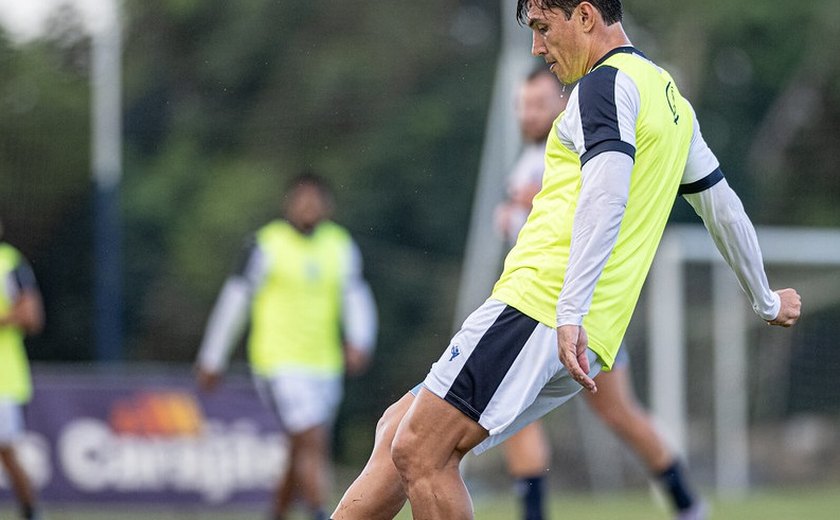 CSA procura atletas no mercado e dirigente diz que não deve contratar