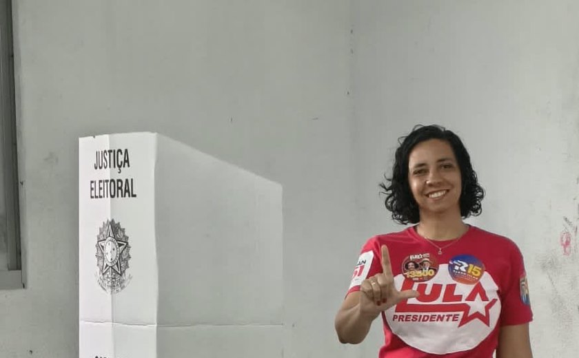Deputada estadual petista celebra força popular nas urnas