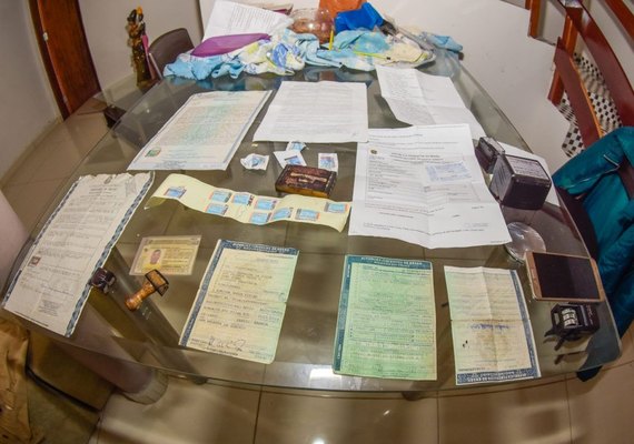 Grupo é preso e menor apreendido por crimes em Maceió e região