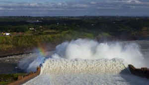 Após passar 'Três Gargantas', Itaipu bate marca histórica de geração de energia