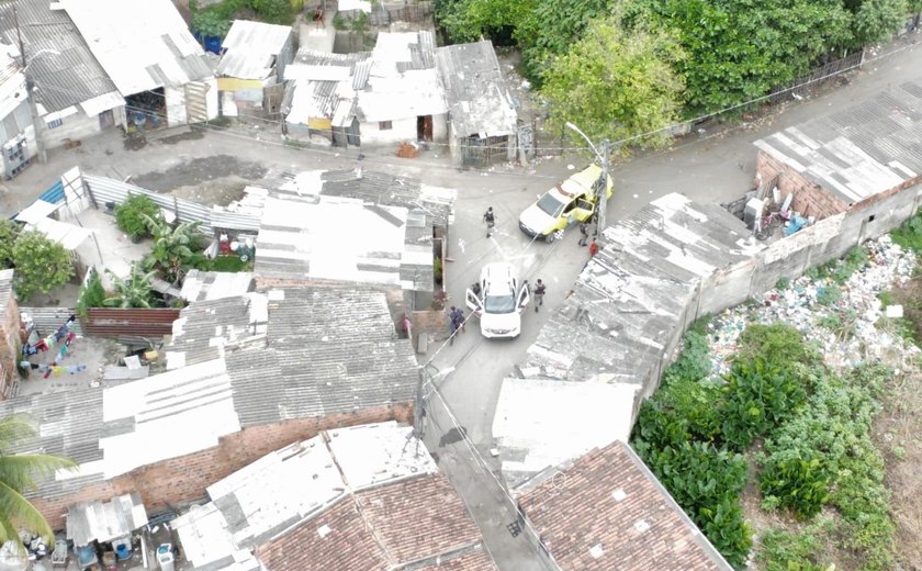 Helicóptero e aeronave apoiam operação contra criminalidade em Maceió