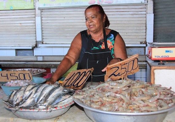 Procura por pescados ainda é baixa em Maceió