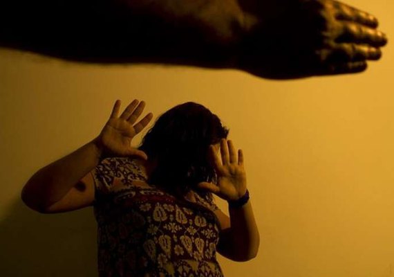 Projeto destina 10% de vagas no Sine para mulher vítima de violência