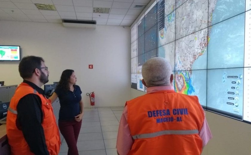 Defesa Civil de Maceió recebe capacitação para reforçar monitoramento
