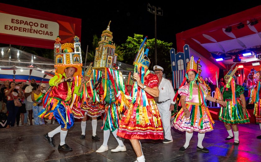 Cultura de Maceió é celebrada em evento na orla da Pajuçara