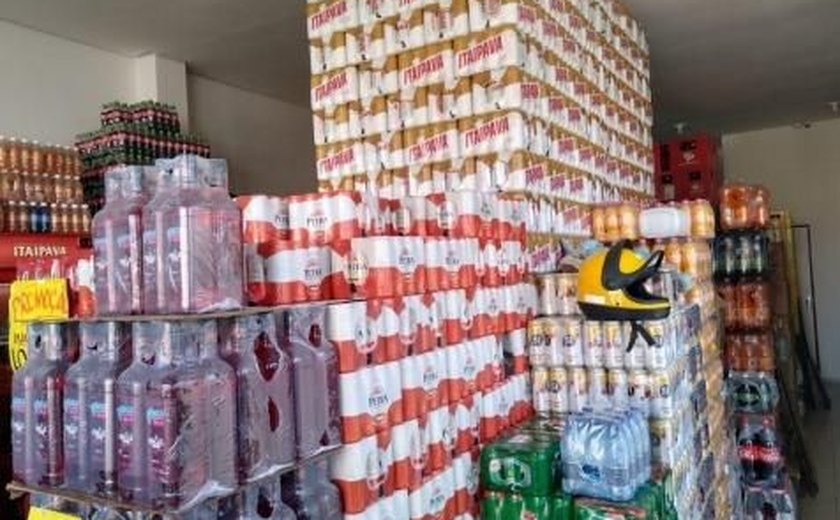 Operação da Polícia Civil e Sefaz autua depósito de bebidas no Tabuleiro do Martins