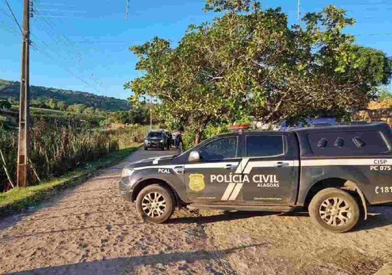 Polícia Civil prende suspeito de homicídio e tráfico de drogas em Murici