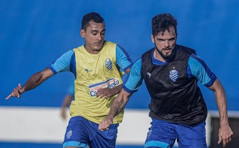 CSA prossegue treinos para jogo contra o Sampaio