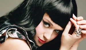 Cantora Katy Perry é investigada pela polícia após acusação de assédio sexual feita por atriz