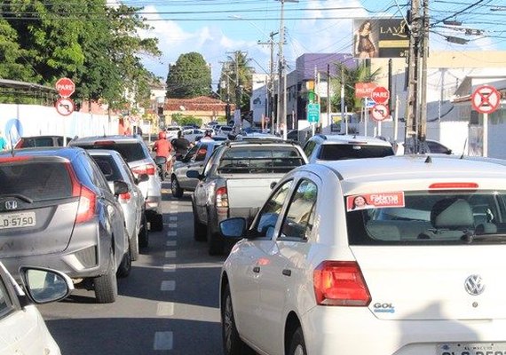 Motoristas ainda se adaptam ao 2º trecho do Eixo Quartel