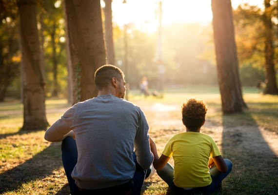 Saiba como pais e responsáveis podem contribuir com a saúde mental de crianças e adolescentes