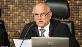 Pré-candidatos travam disputa de ações no TRE