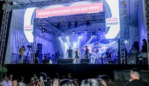 Prefeitura de Penedo e IGPS distribuem prêmios para mães com shows na orla
