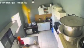 Explosão de panela de pressão assusta cozinheira em restaurante no Sertão de Alagoas